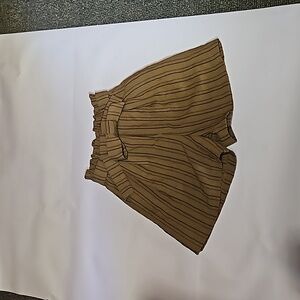 H&M paperback style shorts